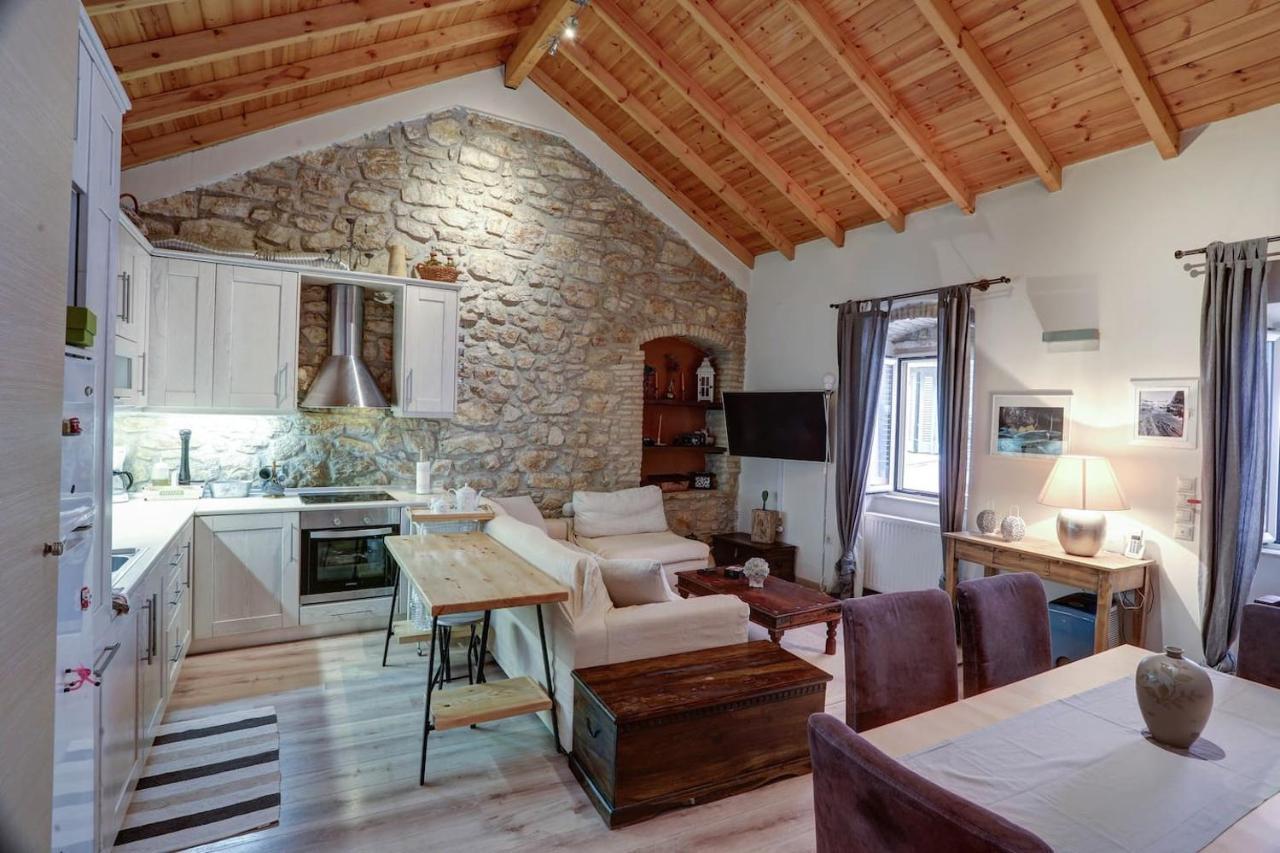 Luminous 2Bd Stone Apt In The Alleys Of Corfu Town Exterior photo