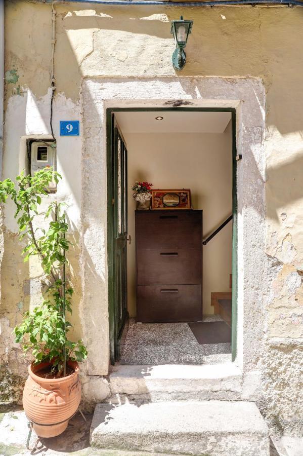 Luminous 2Bd Stone Apt In The Alleys Of Corfu Town Exterior photo